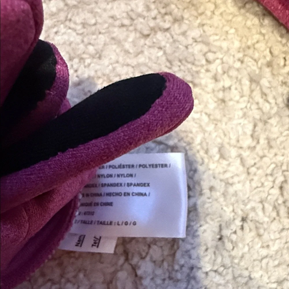 Head Vibrant Pink Winter Gloves(Touchscreen approved)(Ships from OR)
